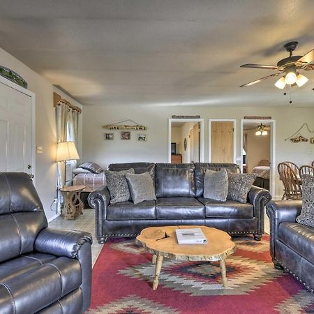 Quiet Pagosa Springs Cabin Lake And Mountain Views! Exterior photo