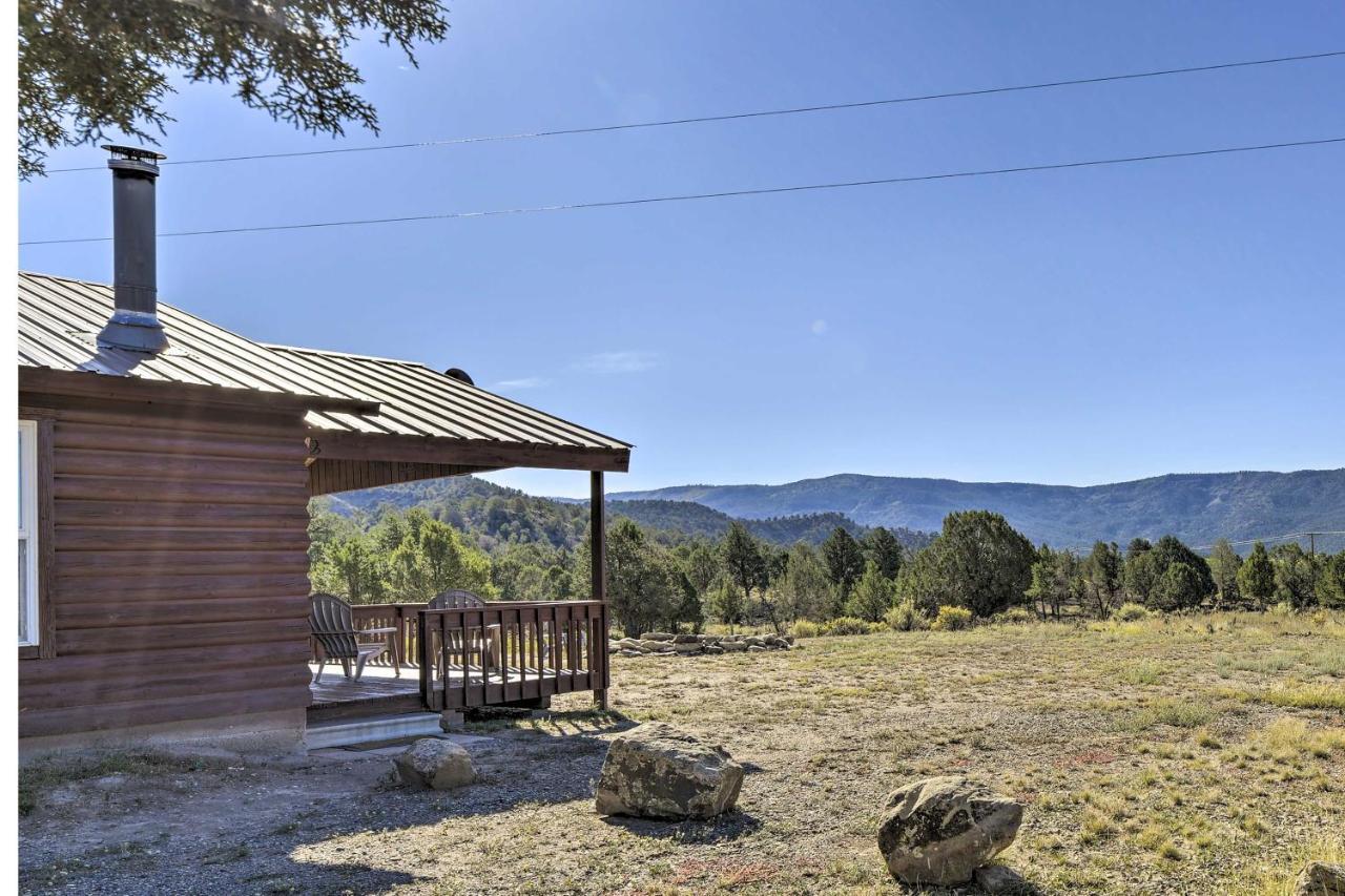 Quiet Pagosa Springs Cabin Lake And Mountain Views! Exterior photo