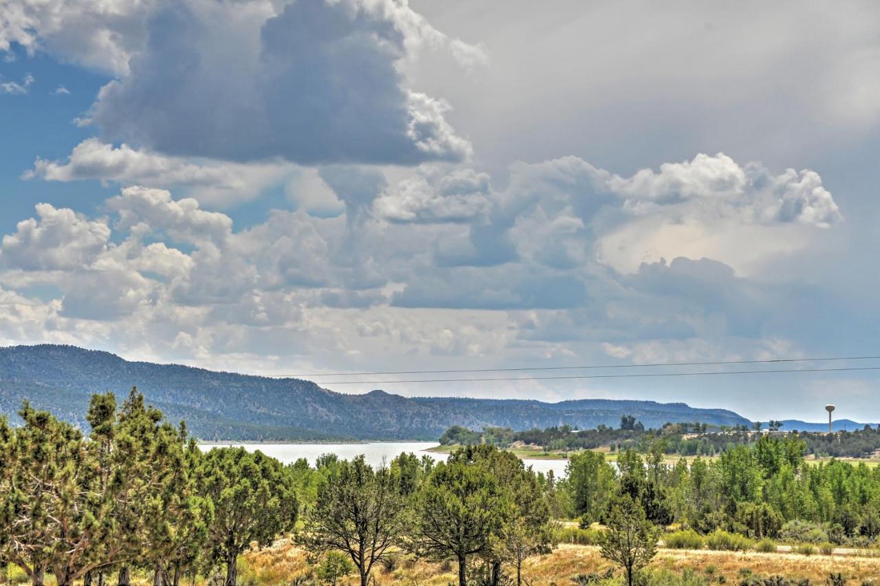 Quiet Pagosa Springs Cabin Lake And Mountain Views! Exterior photo